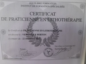 Certificat de praticienne en lithothérapie de Véronique